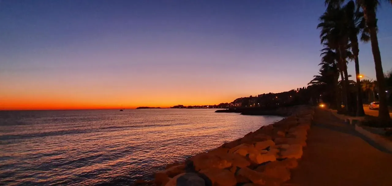 Villa Chaleureuse: Appartement Indépendant avec Wi-Fi et Parking Sanary-sur-Mer 0*,